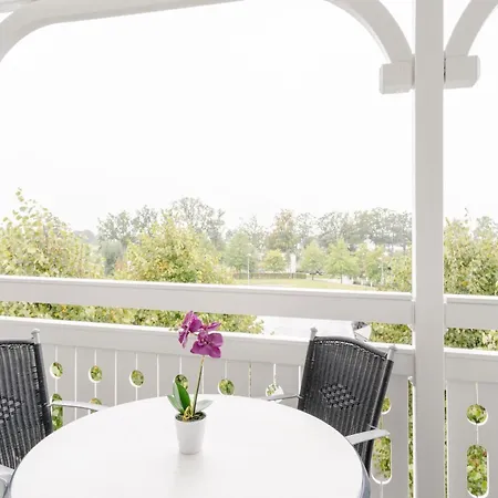 Ostseeurlaub Mit Hund Und Balkon In Apartment *